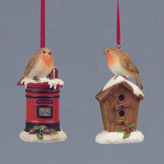 Premier Robin On A Post Box 9cm
