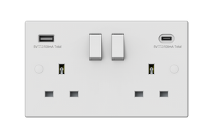 Securlec Switched Socket With USB A + C Double Pole Square Edge
