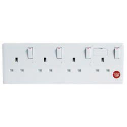 Dencon 4 Switched Sockets ADP 4 x 13A