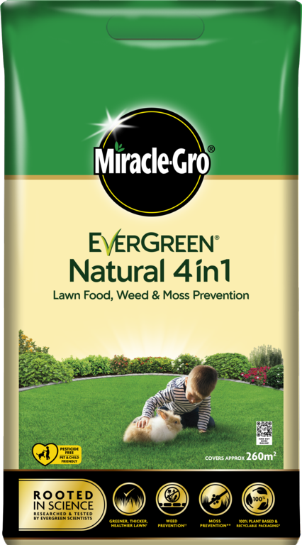 Miracle-Gro® Natural 4 in 1 Feed, Weed & Mosskiller 85sqm