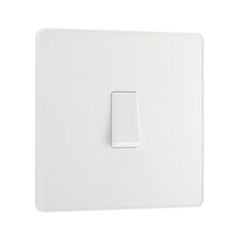 BG 20a 1g 2 Way Plastic Switch Pearlescent White