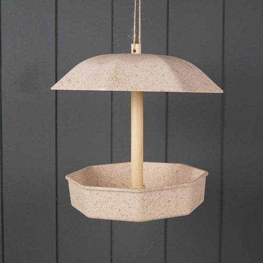 Earthy Sustainable Mealworm Feeder Chaff
