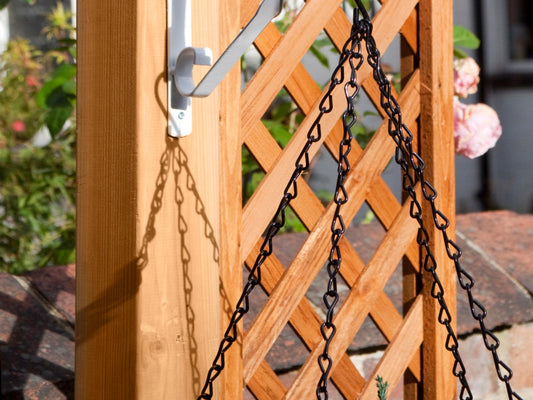 Ambassador Hanging Basket Chain 14" Green