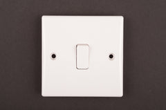 Securlec 1 Gang 2 Way Light Switch Round Edge
